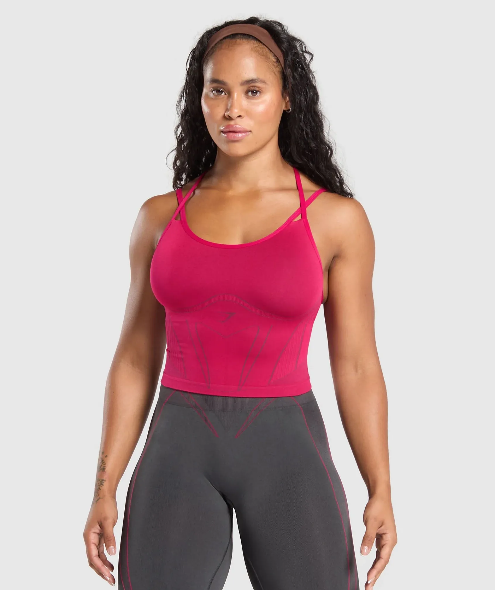 DAMES Gymshark Tanktops*Apex Contrast Tank With Shelf