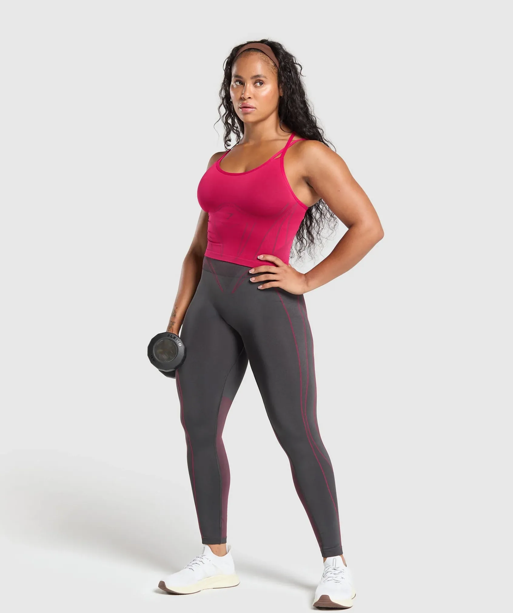 DAMES Gymshark Tanktops*Apex Contrast Tank With Shelf