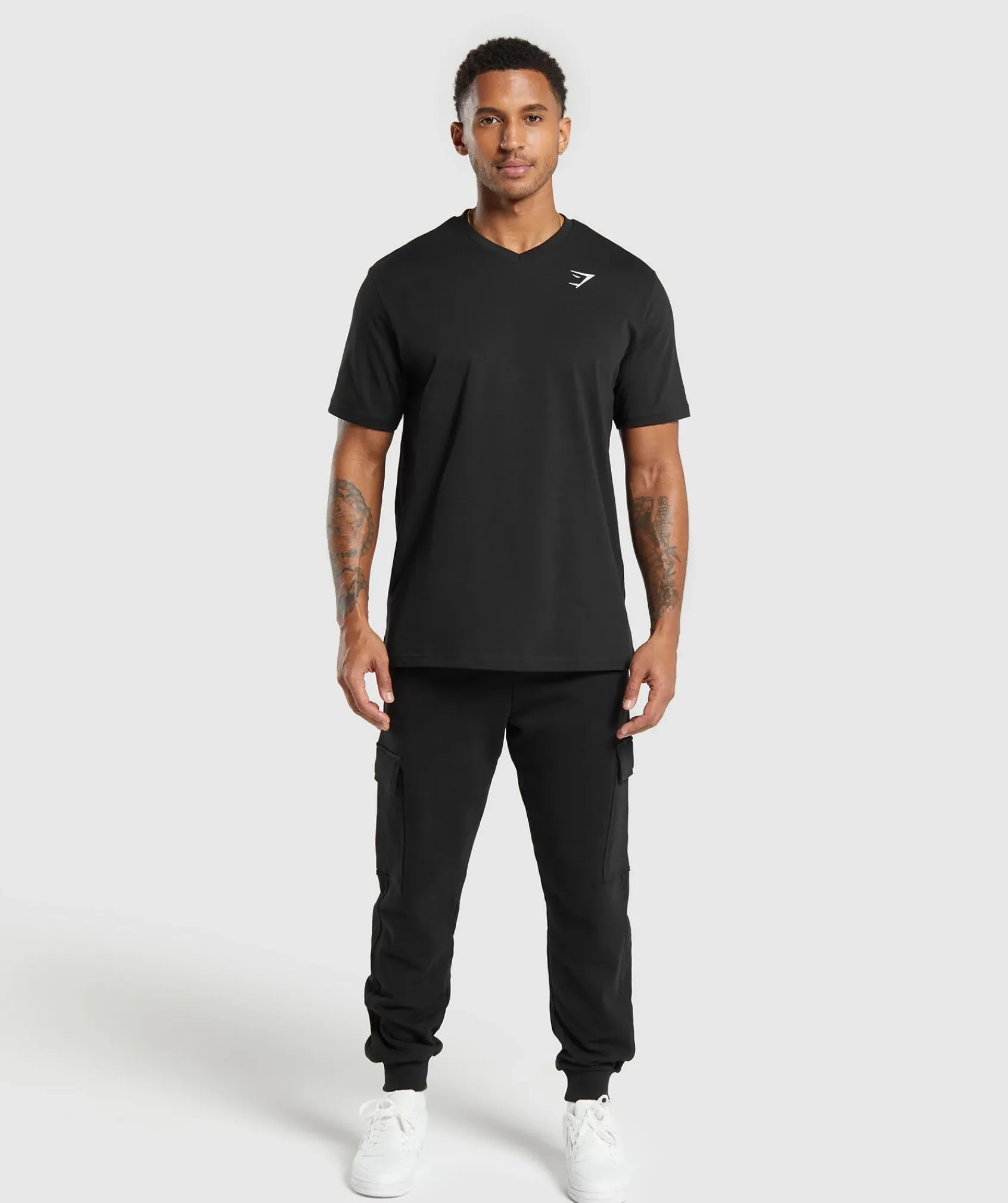 Heren Gymshark T-shirts*Crest V-Neck T Shirt